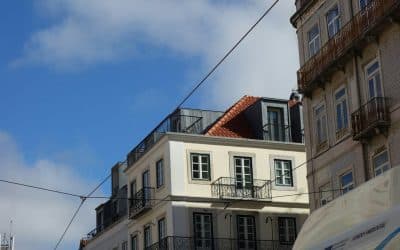 Why Flat Roofs Are Suitable for Heavy Rainfall Areas